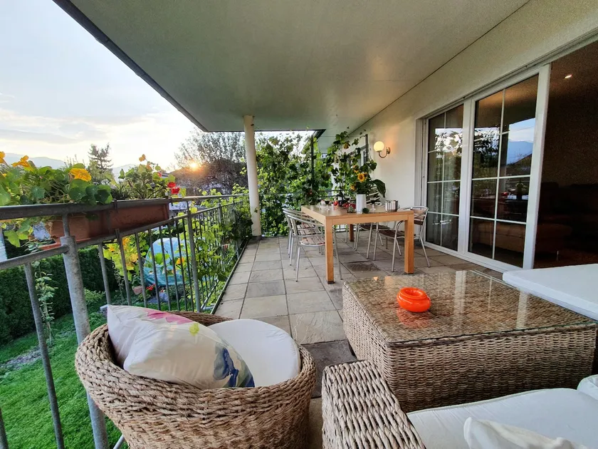Coraline -Koblach, 6-10 P, 3 Schlafzimmer, Küche, riesige Terrasse, Parkplatz, WiFi, Stellplatz Ski - Image 1