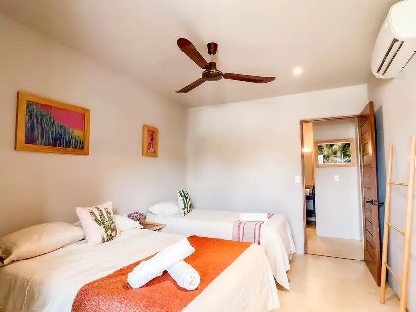 2 Bedrooms | Starlink | Steps to the Beach - Image 1