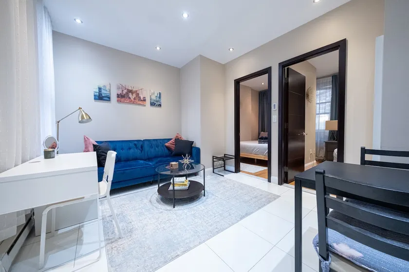 STYLISH 2 BEDROOM APT RIGHT ON CENTRAL PARK WEST - Image 1