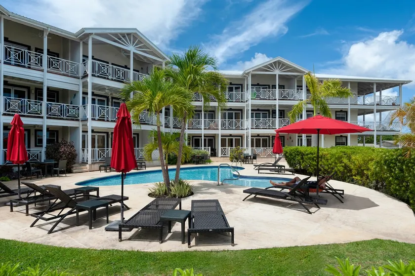 Lantana Sea view penthouse w/ balcony beach access - Image 1
