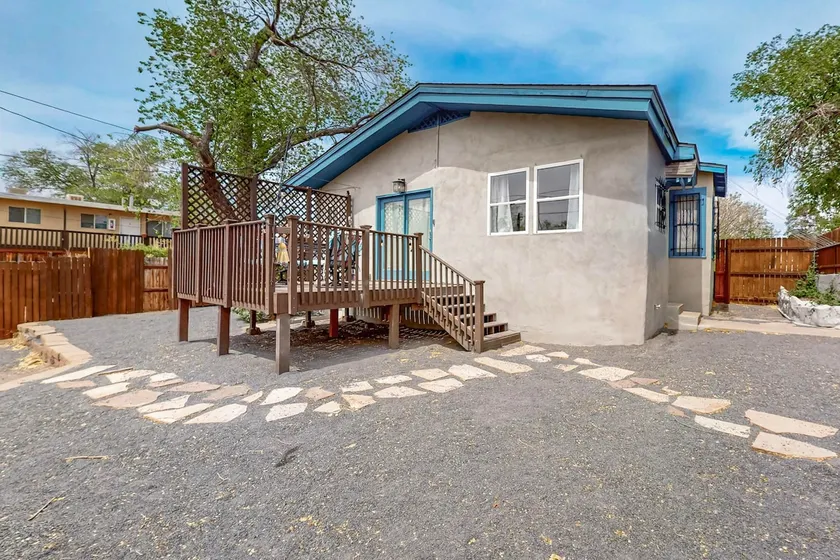 Historic Bungalow, 2b/2b, Dog Friendly, UNM area - Image 1