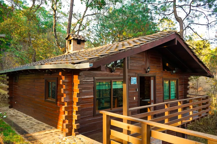 Cozy Cabin! - Image 1