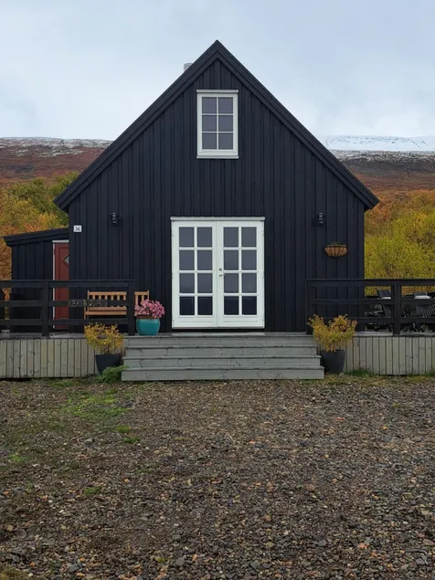 Flora cottages, unique, warm, romantic - Image 1