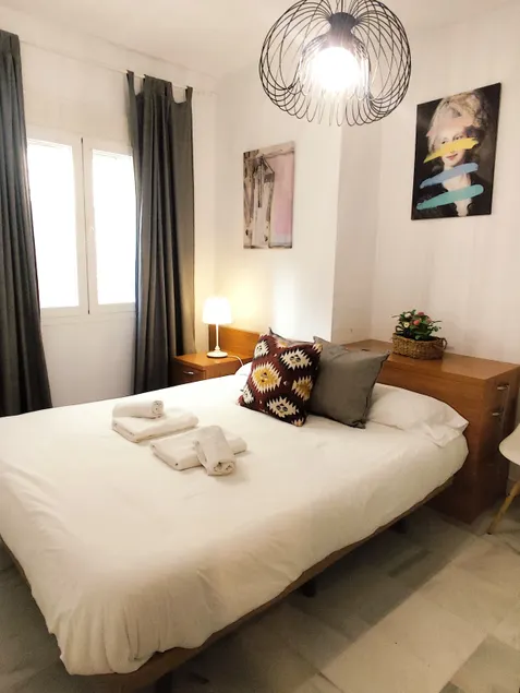 SAN LUIS APARTMENT. Free Parking Space!!! - Image 1