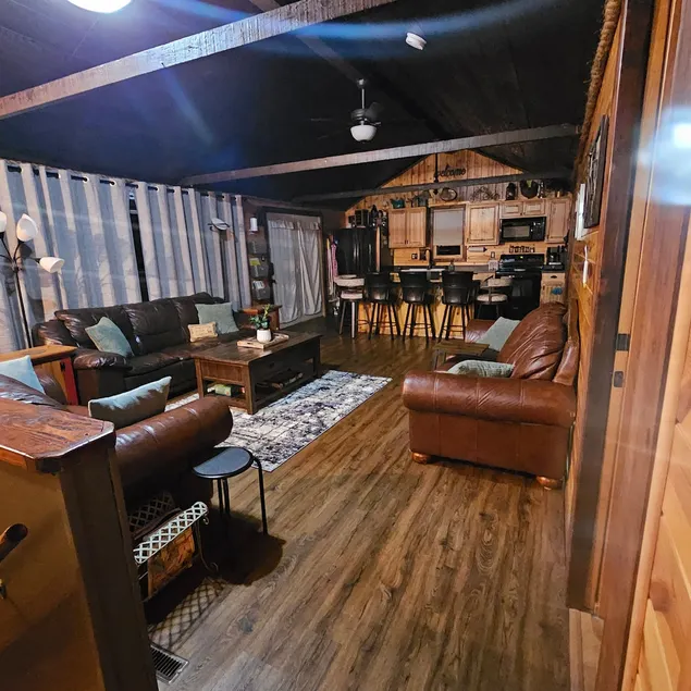 Cozy 4BR 2BA Cabin in Town near Trails. Fire Pit+ - Image 1