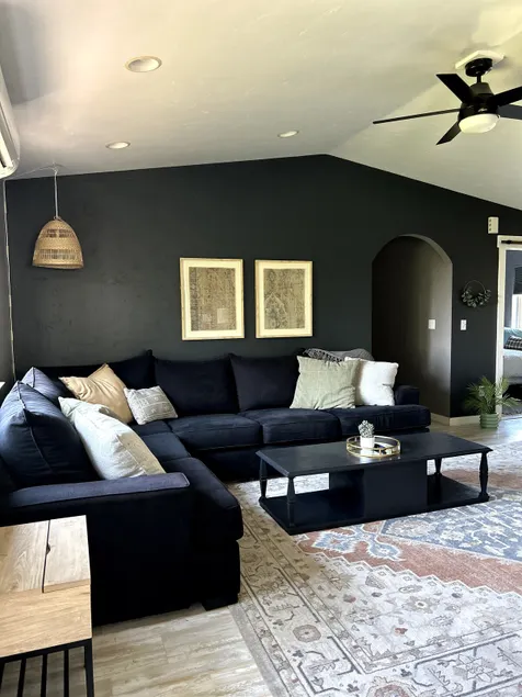 The Serene Getaway - central location & peaceful - Image 1