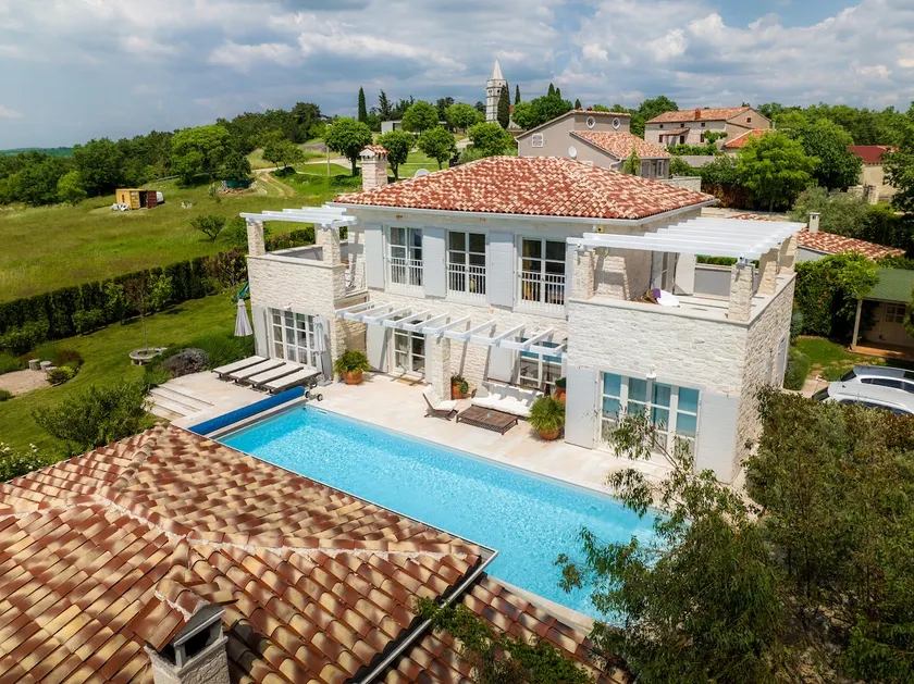 Villa Moonlight - Image 1