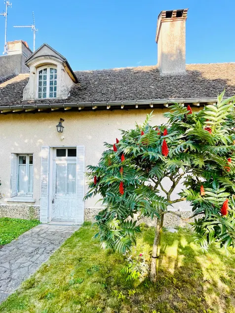 Authentic charm of a Burgundian house - Image 1