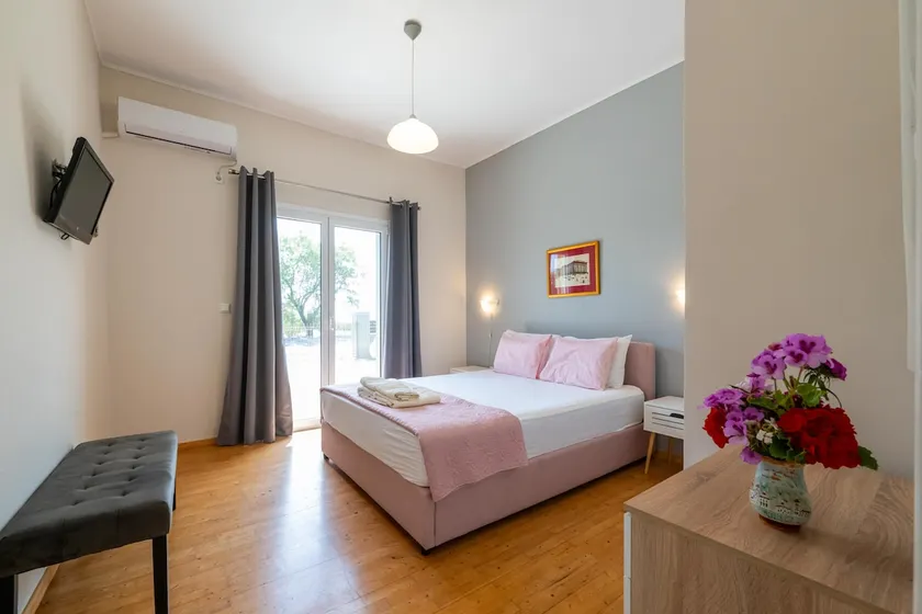 Vrysoula beach apartment - Image 1