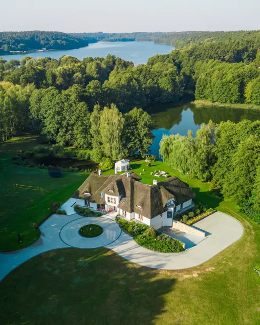 Chopin's thatch - House and peninsula only for you - Image 1