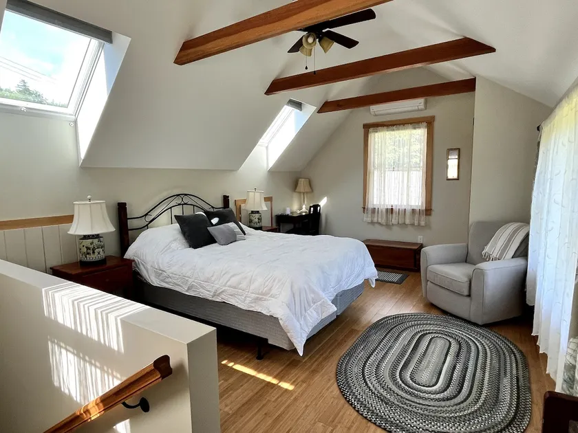 Peaceful Suite - Hiking, Beach, Nature - Image 1