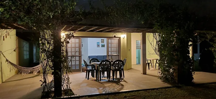Non-coastal house - Image 1