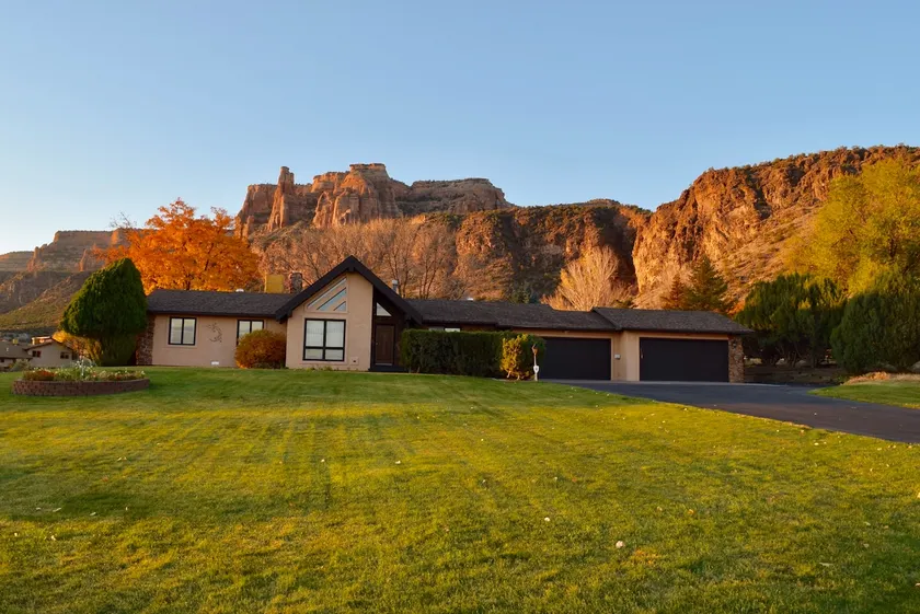 Maison spacieuse avec bain à remous et vues incroyables à la base du monument CO Nat'l! - Image 1