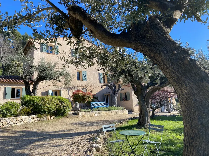 Bergerie with beautiful views and heated pool - Image 1