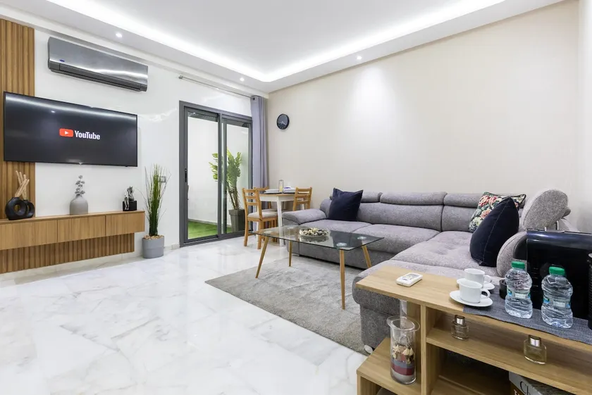 Miramar Residence Beach - Image 1