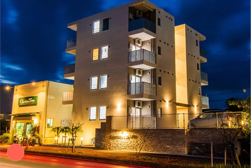 15-minute drive to Janguria Okinawa | Free parking | Convenience store in front | Washing machine & dryer included [Double] - Image 1