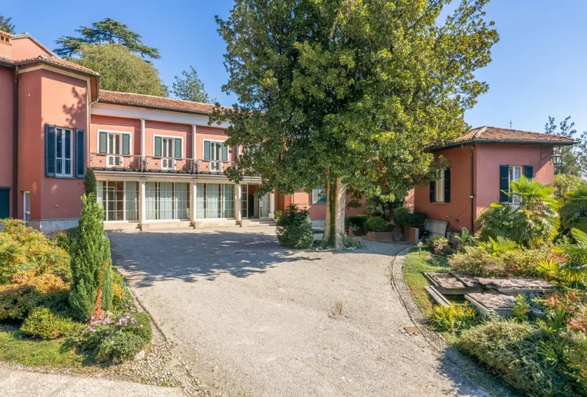 Villa Magnolia (Papal Luxury Residence) - Image 1