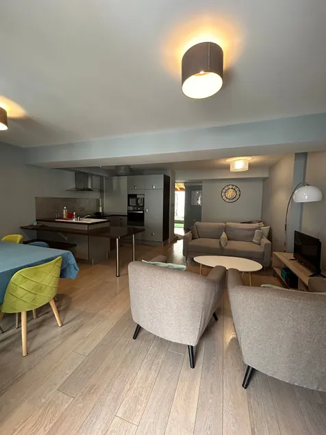 Spacious apartment in the center of Beaune: Le Charlemagne - Image 1
