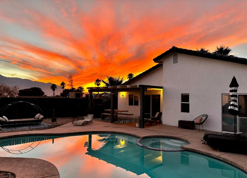 Desert Get-Away with Pool and View - Image 1
