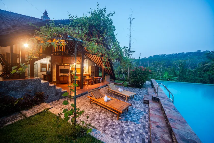 Villa Dandan Bukit - Image 1