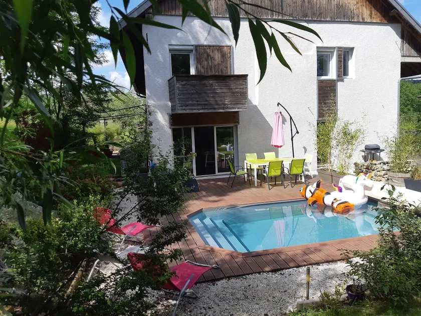Triplex 165 m2 in renovated farmhouse, heated pool - Image 1
