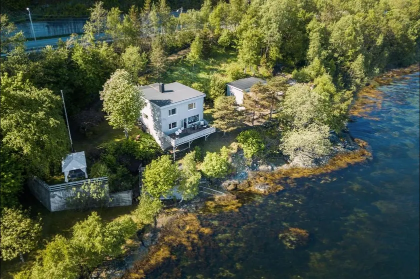 House by the sea with amazing view - Image 1
