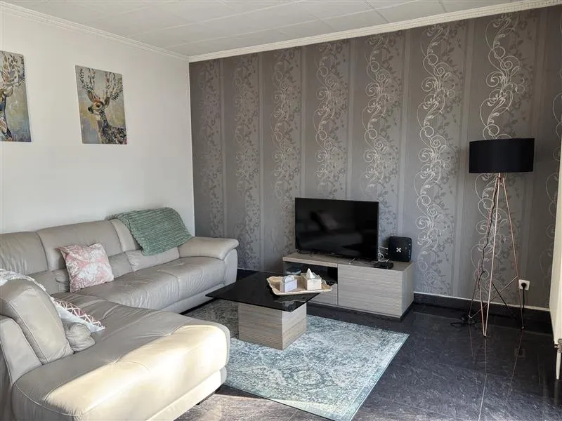 Pleasant house near Mons fully equipped - Image 1