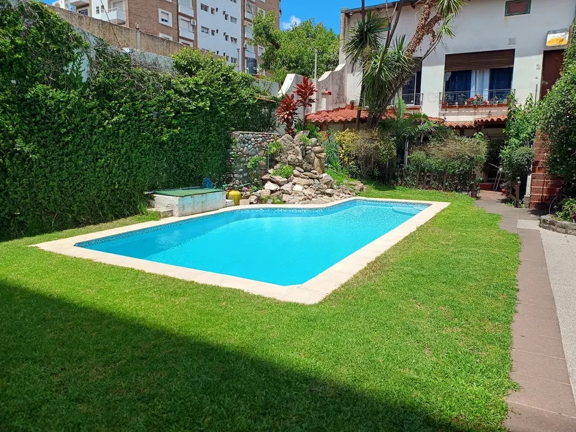 Apartment with pool, very bright in Capital. - Image 1