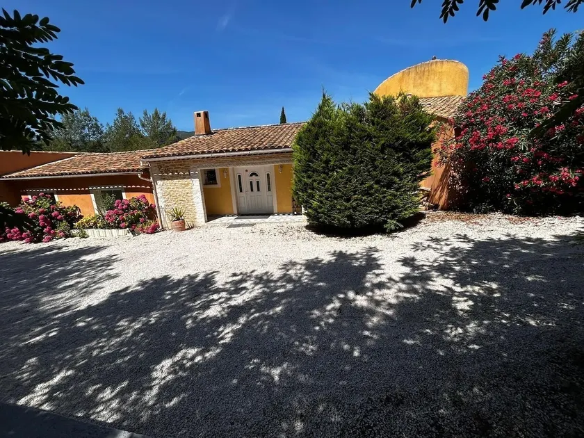 Grande villa, 250 m², vista panoramica, a 20 minuti dalle spiagge. - Image 1