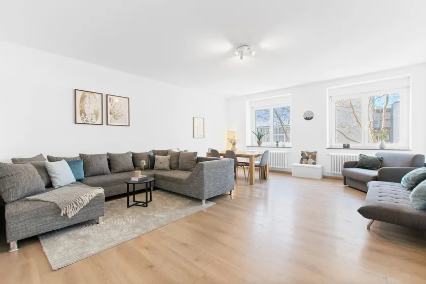 15 min. to airport, trade fair & city | apartment for 6 people - Image 1