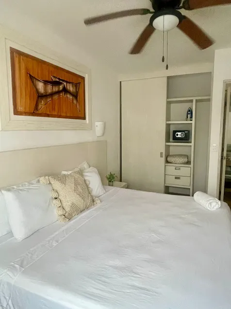 Your comfortable and accessible refuge on Isla Mujeres. - Image 1