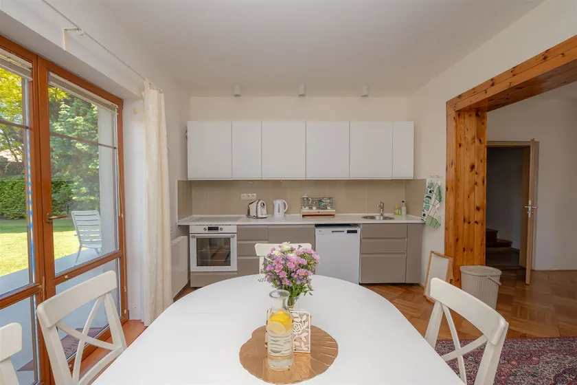 Family Home with Garden & Free Parking near Prague - Image 1