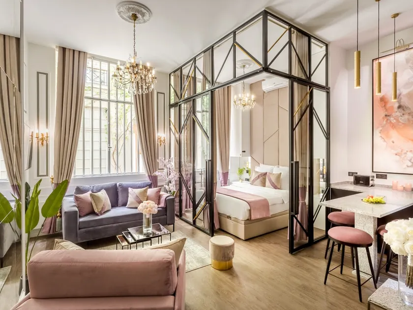 Merveil - Luxury Suite - Marais - Archives I - Image 1