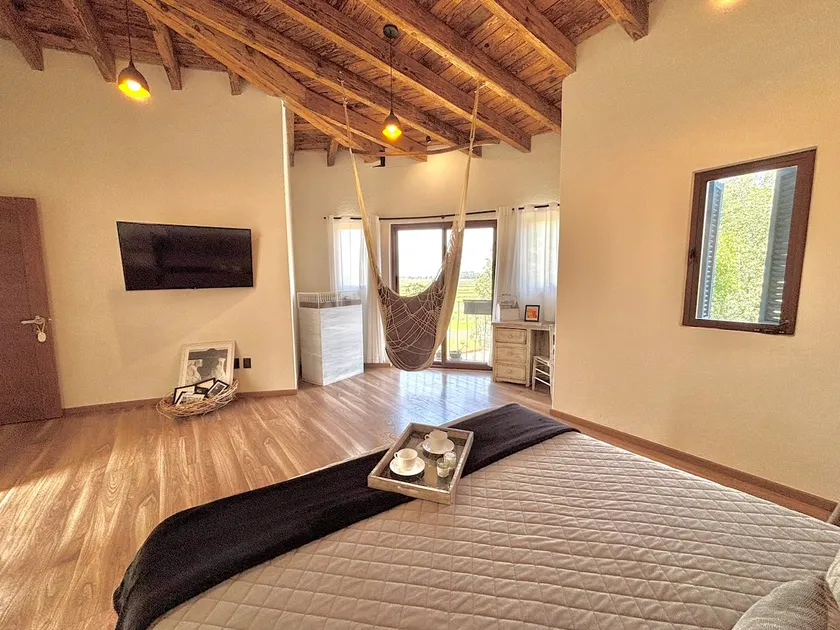 Luxury Design Loft + Excellent Location + G Art - Image 1
