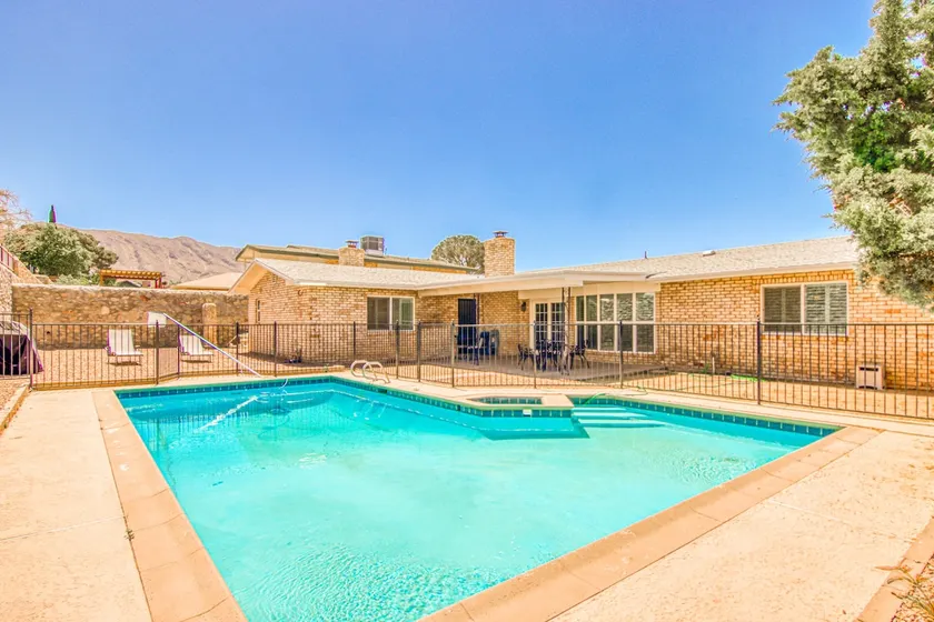 Modern 5-BR home with POOL! in heart of west side. - Image 1
