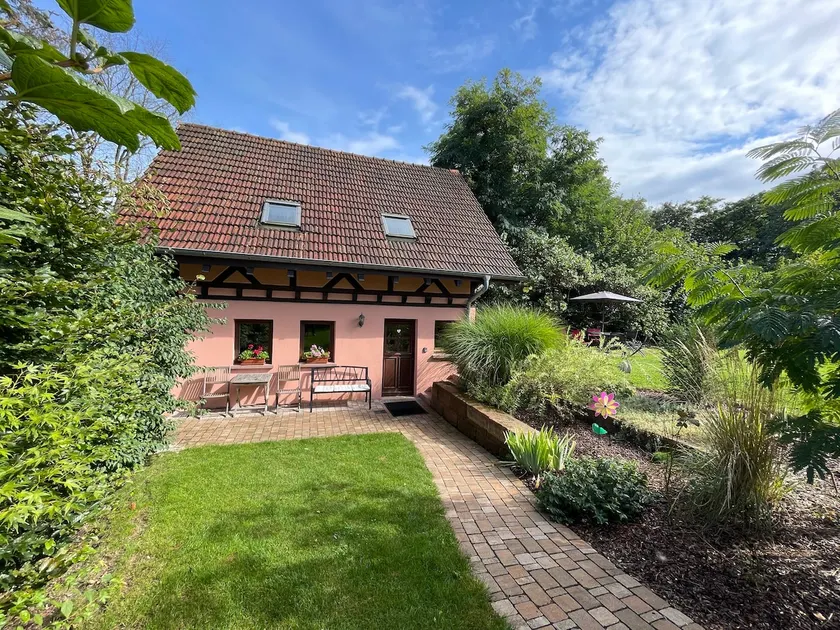 La Mouette Rose - a zen guest-house in Lauterbourg - Image 1