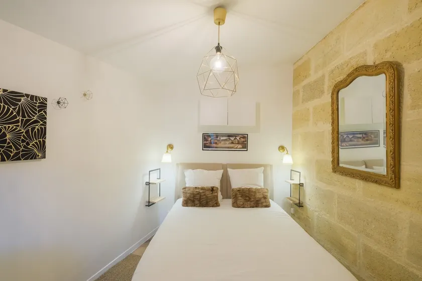 Aliénor Suites, Cozy Suite - Image 1