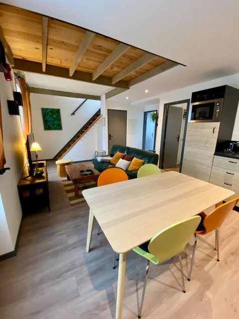 2 Bedroom Duplex with Parking - Kergaradec - Image 1
