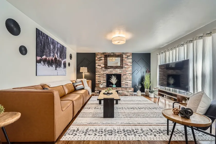 Near Denver, Boulder, Mountains. 5 beds, 2 Kings. - Image 1