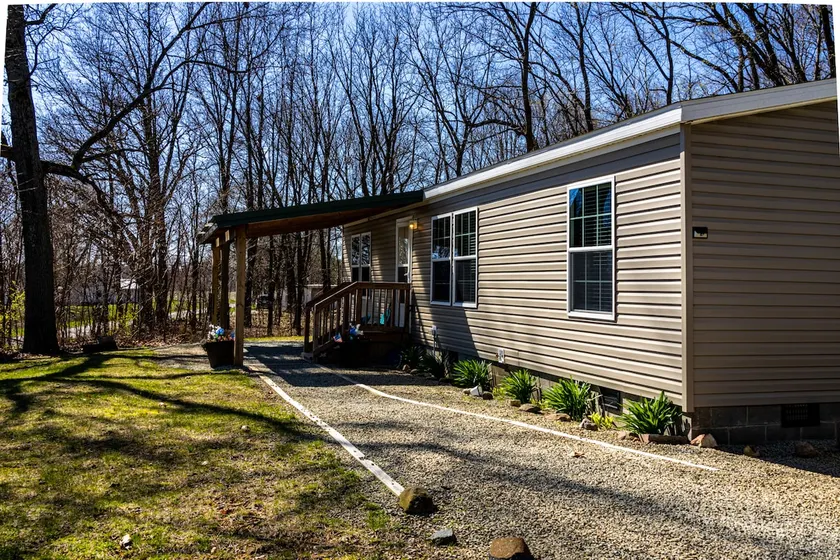 Your Country Home - Private, quiet wooded setting - Image 1