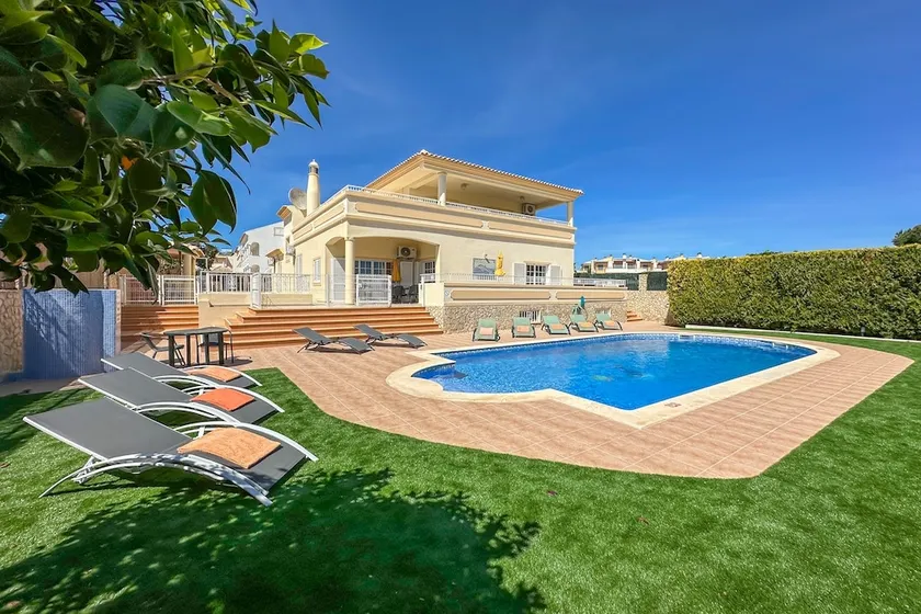 Luxury Holiday Villa Pescadinha near Beach, Albufeira - Image 1