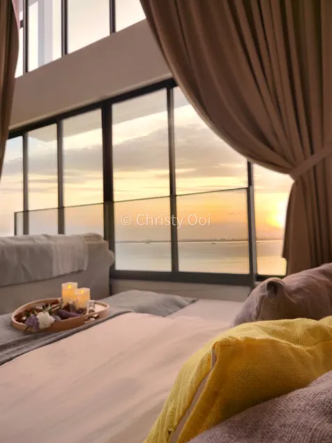 Sunrise Sea View Suite - Image 1