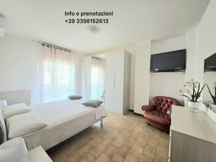AXIS Essence | Top Wi-Fi, AC & Posto Auto Gratuito - Image 1