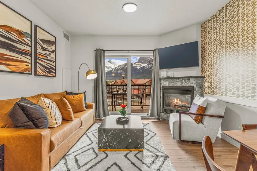 Rockies Getaway Condo With Mountain View - Image 1