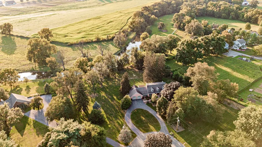 Den Evergreen Home i Lancaster County PA. - Image 1