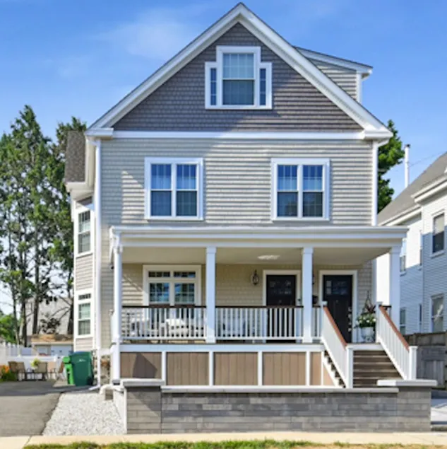 Charming Colonial Two Bedroom Basement Apartment - Image 1