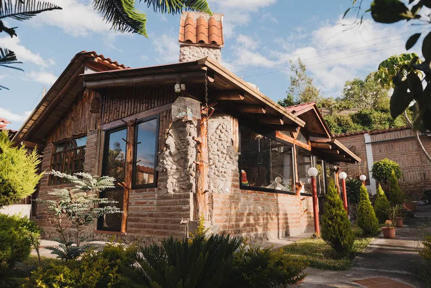 Lush Garden Chalet - Image 1
