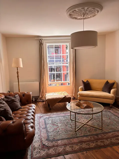 Catherine Hill House Grade 2 Listed Apartment, Frome - Image 1