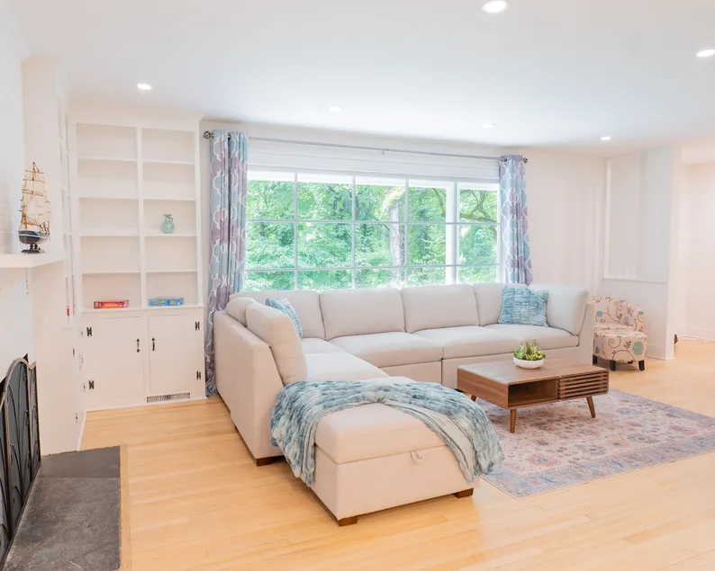 Luxury house 3 mins from UVA - Close to JPJ Arena - Image 1