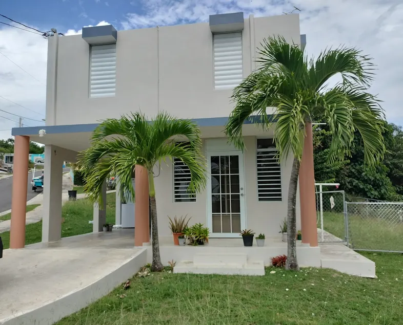 House in Cabo Rojo - Image 1
